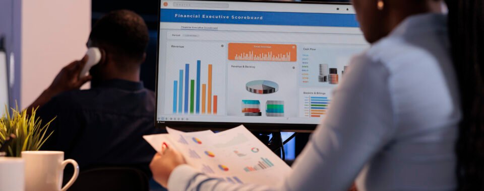 Tableau de bord d’analyse SEO montrant l’évolution du trafic organique